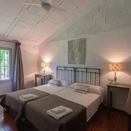 El Cortijo De Mimbrales 4*